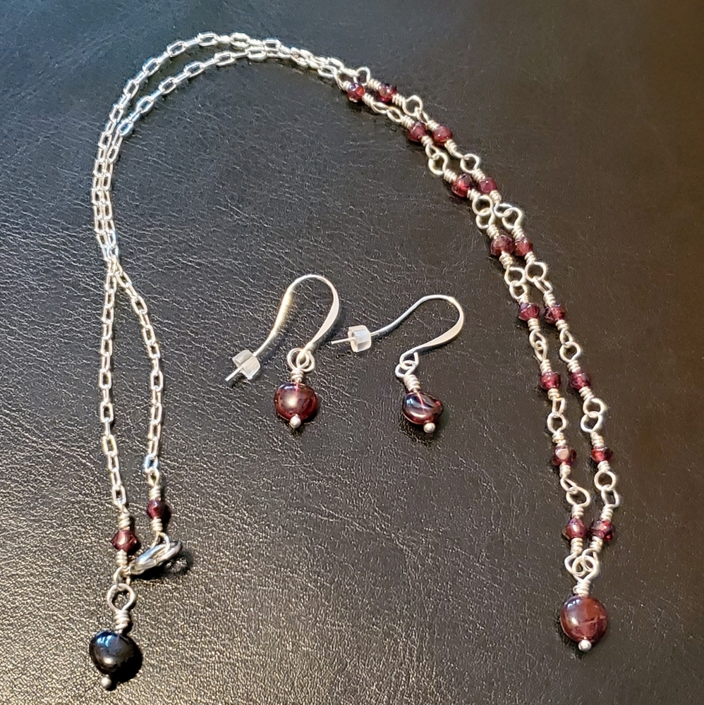 Garnet necklace and earring set